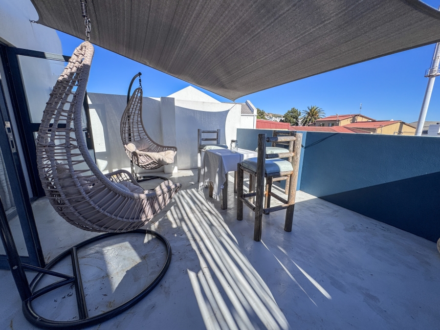 3 Bedroom Property for Sale in Sandy Point Western Cape